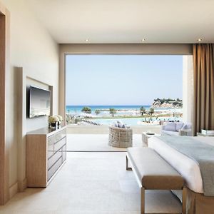 Deluxe One Bedroom Suite Grand Balcony Sea View